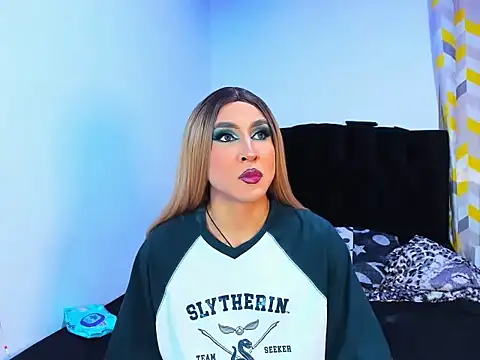 Georgina Giio online show from November 19, 7:36 pm