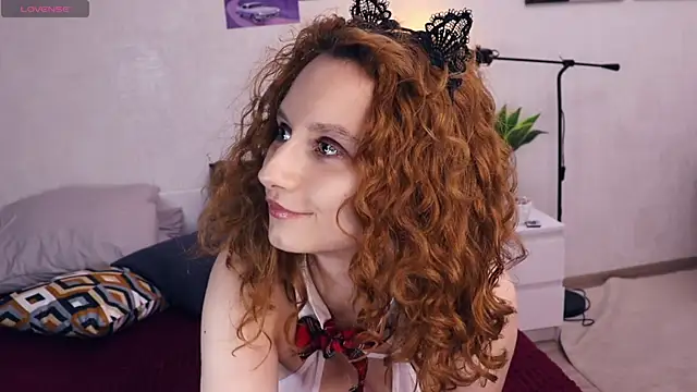 Leya Curly online show from July 23, 4:26 pm