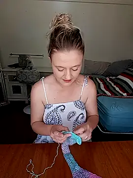 Vintasia online show from September 25, 9:08 am