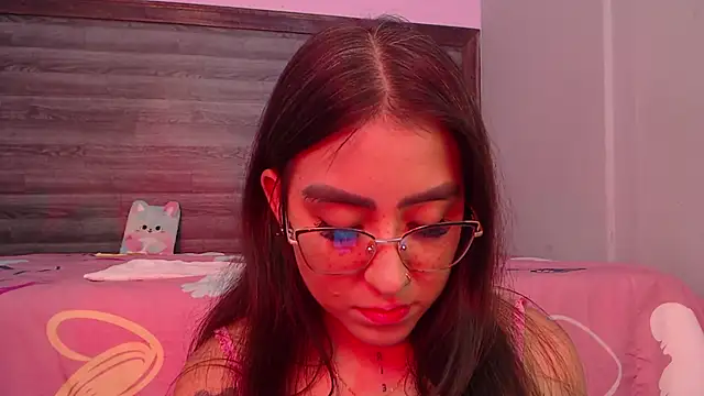 AdaaMillan online show from January 10, 10:47 pm