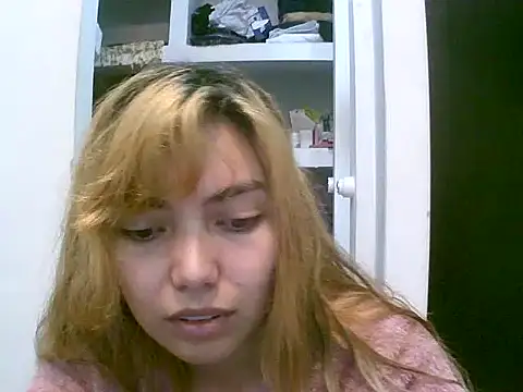 VittoriaTaylor online show from September 30, 3:56 am