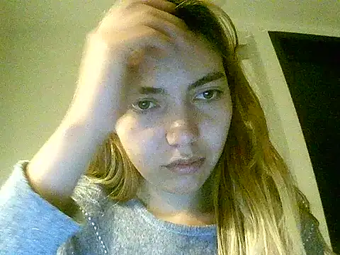 VittoriaTaylor online show from October 21, 5:00 am