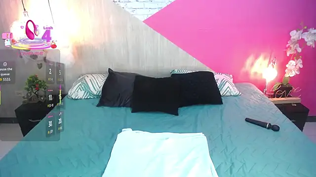 miss honey01 online show from October 15, 12:02 am