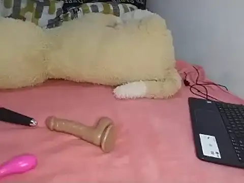 Chandy012 online show from March 21, 3:06 pm