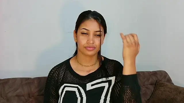 loretahorny online show from October 23, 3:07 pm