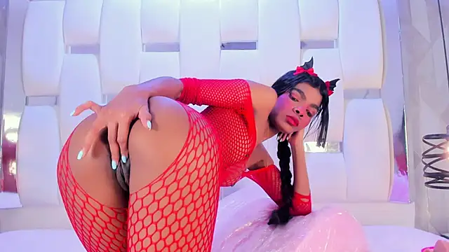 BriannaRoses online show from October 17, 9:51 pm