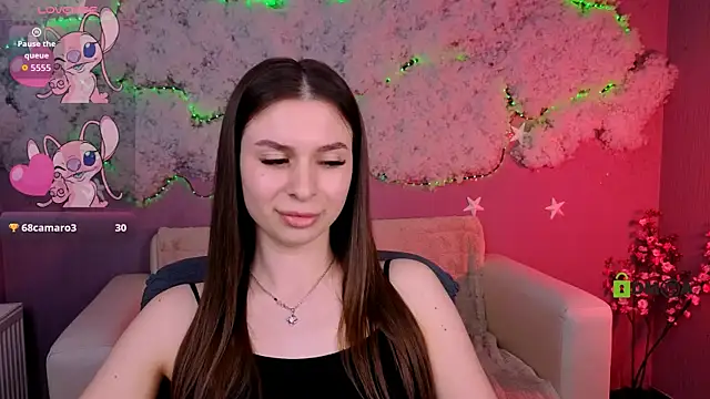 flora ri online show from April 8, 1:13 pm