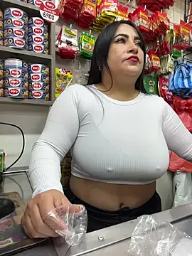 Miia Jazmin online show from March 25, 1:36 pm