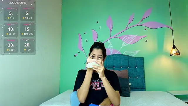 Connie Bell online show from October 17, 8:56 pm