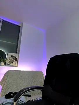 Michell sr online show from October 2, 1:32 am