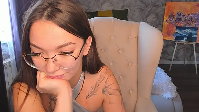 SusannJohnson online show from June 26, 5:20 am