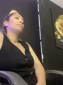 viktoria davis  online show from September 20, 12:32 am