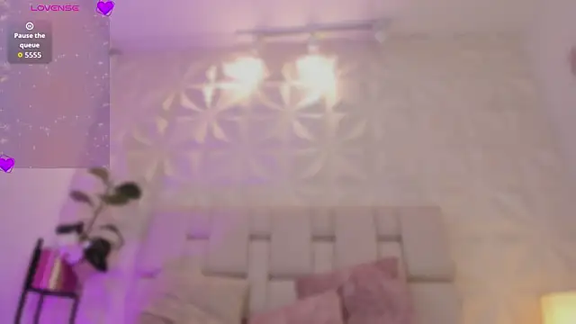 DannaJhonson1 online show from October 24, 7:43 pm