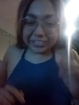 criscrispdv online show from April 1, 1:28 am