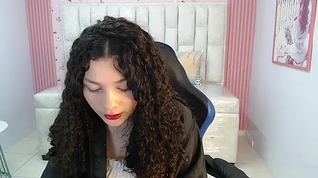 shalon diaz s online show from September 10, 1:44 pm