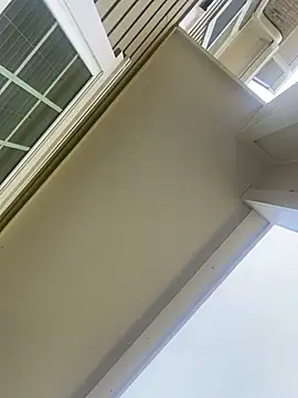 theprettysoles online show from April 18, 7:58 pm