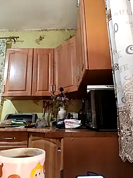 Laura Kiss online show from November 19, 4:51 pm