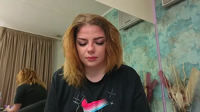 SophieRossy online show from September 11, 7:14 pm