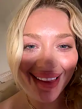 blissdimicco online show from October 8, 12:04 am