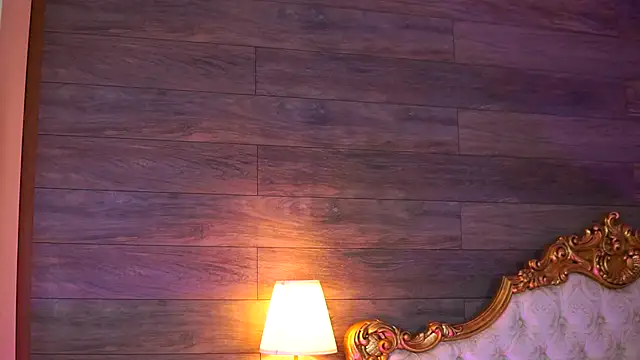 Juicy Jessye online show from October 11, 9:28 pm