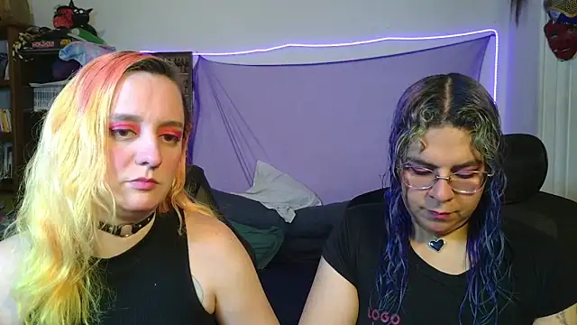 Evelan420 online show from March 12, 7:49 pm