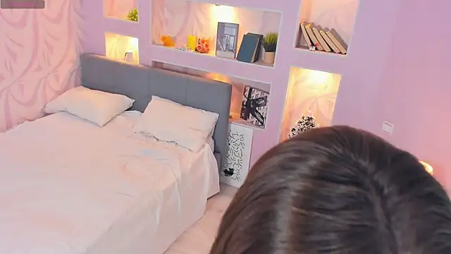 FloraDobb online show from March 23, 8:31 am