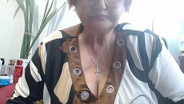 DeniseeRosea online show from October 14, 11:57 am