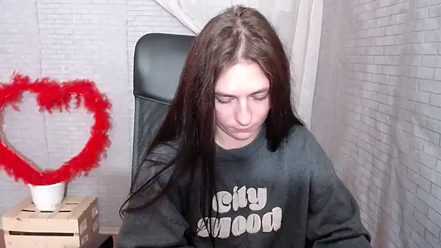 AmandaJi  online show from September 27, 9:05 am