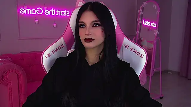 BeverlyMost online show from December 5, 6:57 am