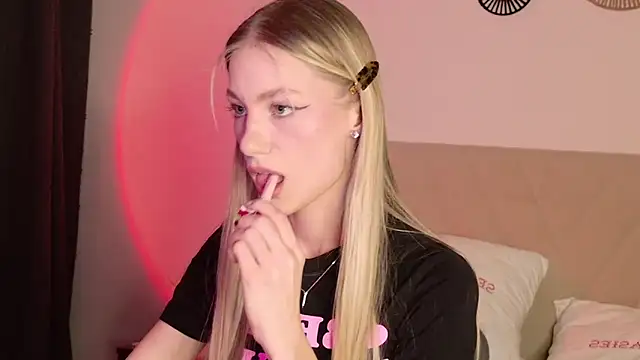 GabriellaOlsen online show from March 21, 4:34 pm