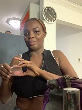 NatyParker online show from April 11, 12:20 pm