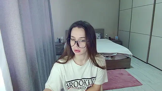 singletrouble online show from March 7, 9:05 am