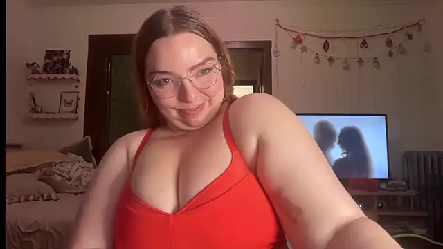 curvycate127 online show from April 18, 5:32 am