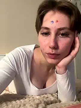 Molli Luv online show from September 10, 3:45 pm