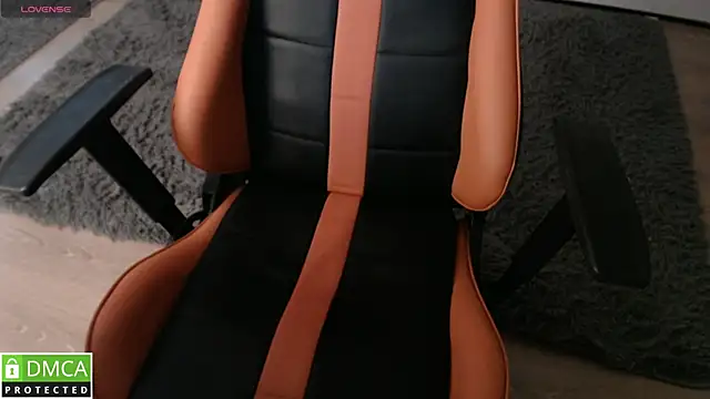 crystalyss online show from September 13, 3:03 am