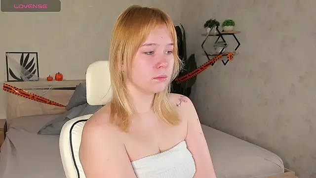 Amy Kimberlly online show from October 24, 12:39 am