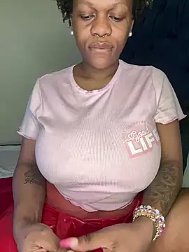 Boneca25 online show from February 10, 6:44 pm