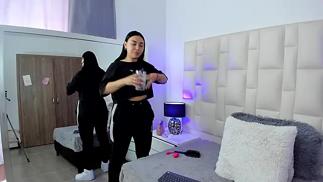 Ariana rouse online show from September 15, 4:47 pm