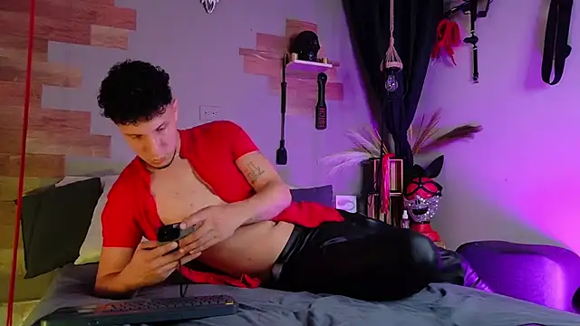 AngeloandEdward online show from November 29, 8:35 pm