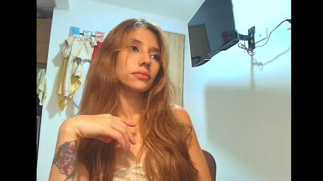 Alaiapink online show from January 17, 1:35 am