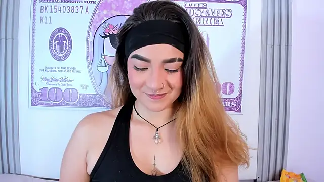 Shanntal  online show from October 18, 3:37 pm