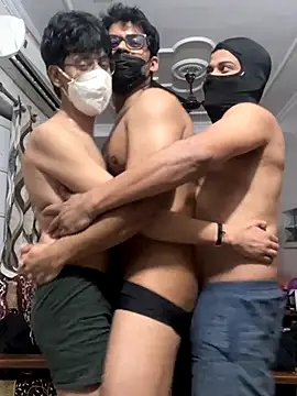 john desihunks online show from November 11, 7:11 pm