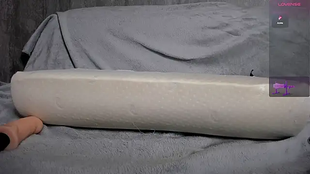 crysta liza online show from September 26, 11:08 am