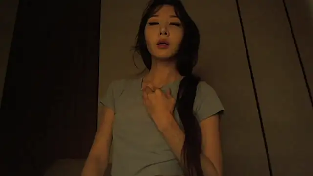 Fudzik0 online show from December 20, 9:35 am