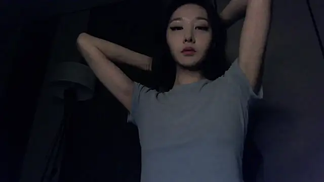 Fudzik0 online show from March 18, 1:27 pm