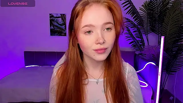 Maya Light online show from October 14, 8:28 am