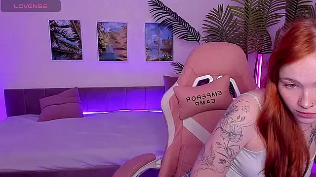 Maya Light online show from September 11, 8:47 am