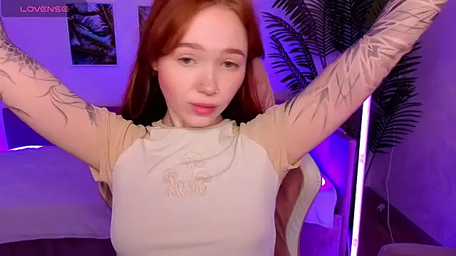 Maya Light online show from October 16, 2:03 am