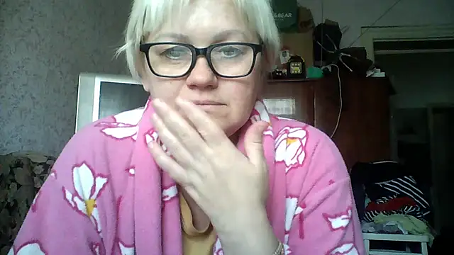 Mayya4321 online show from April 4, 7:51 am