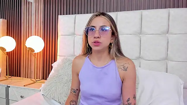 Ariana greenblat online show from March 30, 5:23 pm